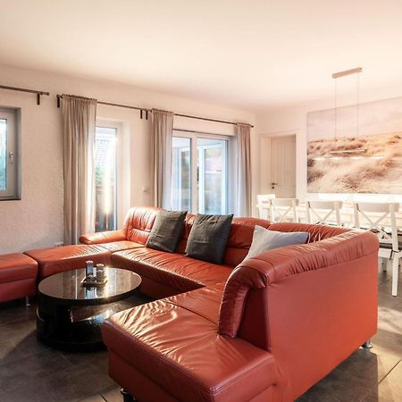 Ferienhaus Daniela Mit Terrasse Und Garten Silz  Экстерьер фото