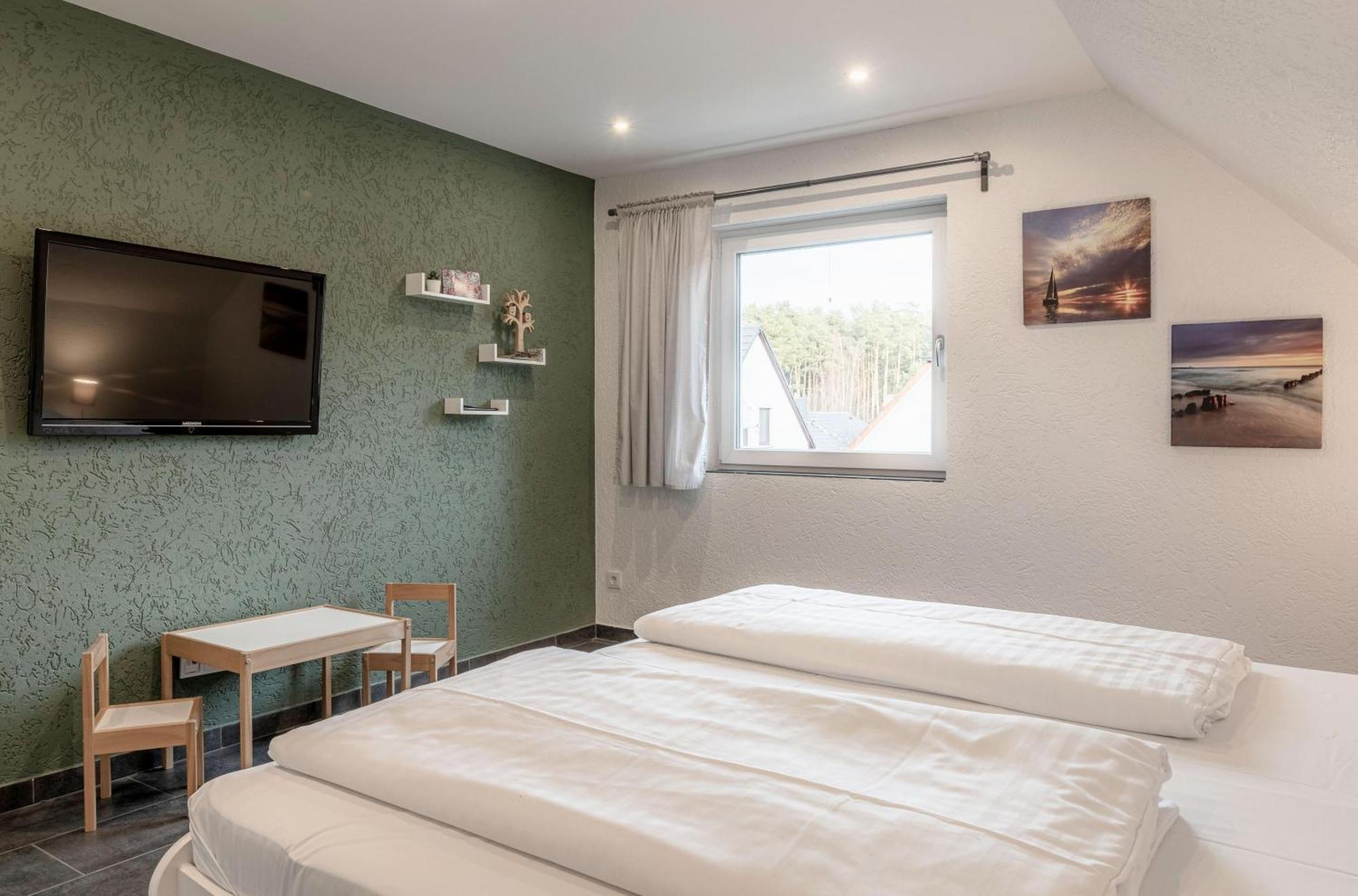 Ferienhaus Daniela Mit Terrasse Und Garten Silz  Экстерьер фото